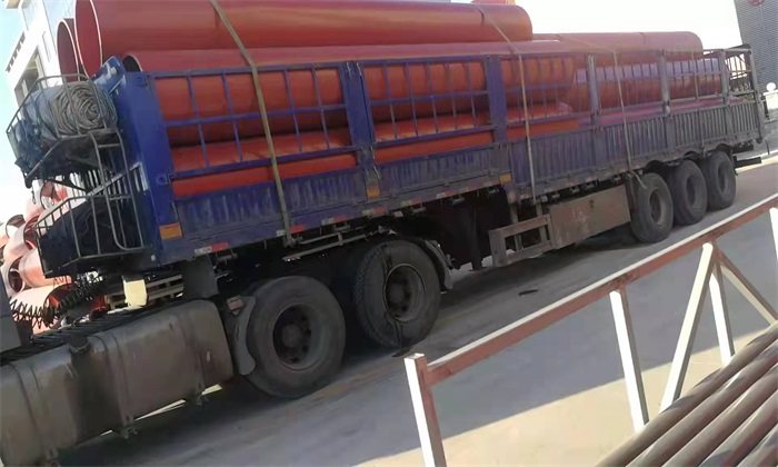 青海最長(cháng)公路隧道貫通 逃生管