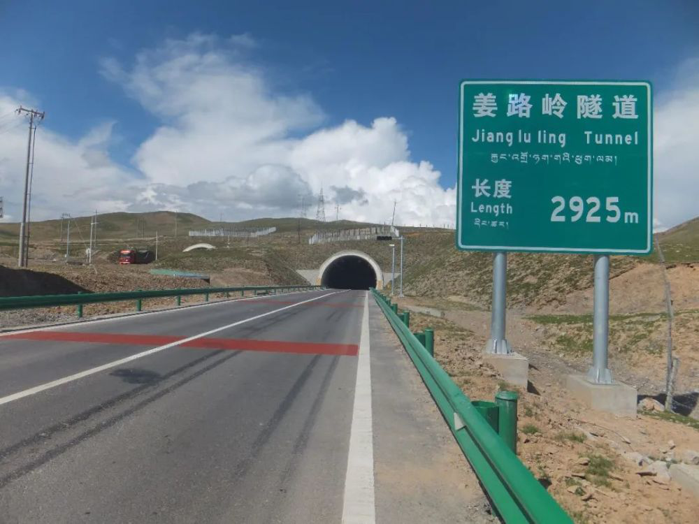 縱橫溝壑總是歌，中鐵十一局唱響隧道工程“最強音”(圖3)